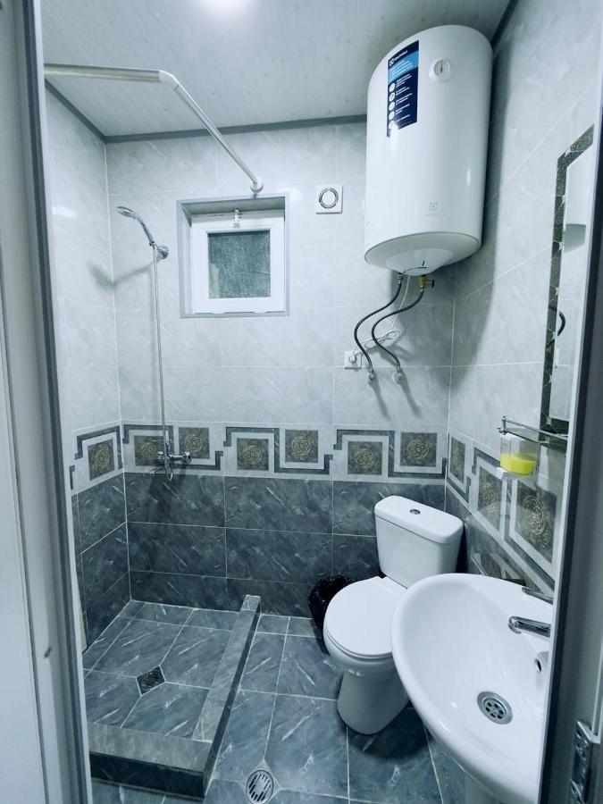 Tetne Qor Guesthouse Mestia Eksteriør billede